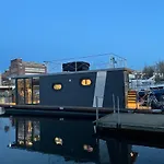 Hausboot Lore 杜伊斯堡