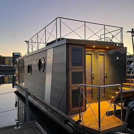 Hausboot Lore * Duisburg