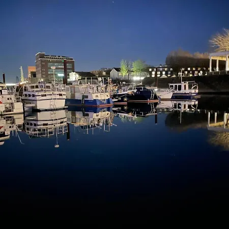 Úszó hotel Hausboot Lore *
