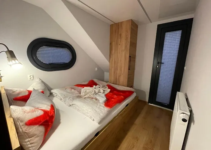 Hausboot Lore Hotel en barco Duisburg