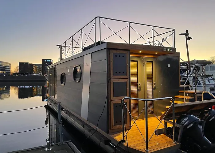 Hausboot Lore * دوسبرغ