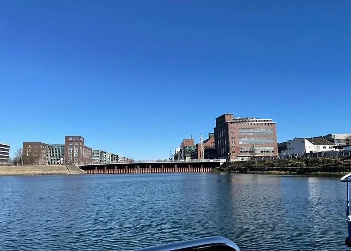 Hotel en barco Hausboot Lore Duisburg
