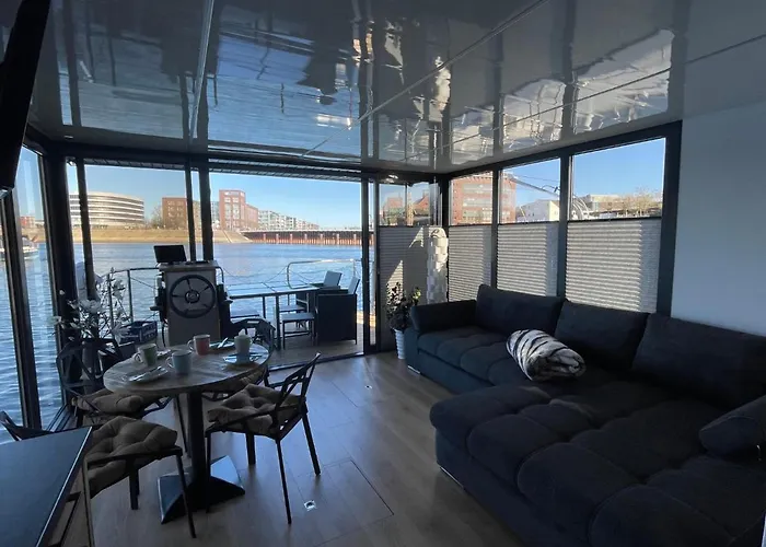 Hausboot Lore Hotel en barco Duisburg